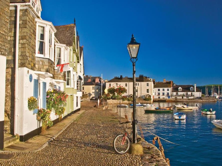 7 Charles Street Villa Dartmouth Buitenkant foto